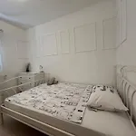 Apartamento Greta's Self-check In Zadar