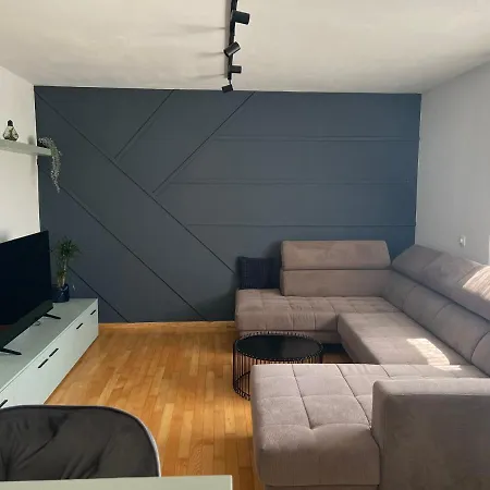 Daire Greta's Self-check In *