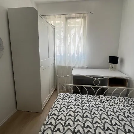 Greta's Self-check In Apartment *