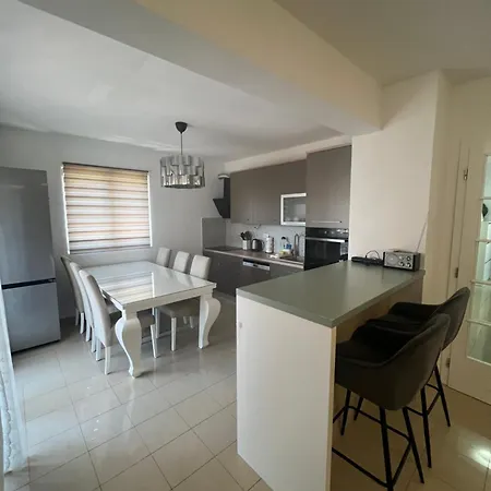 Daire Greta's Self-check In *