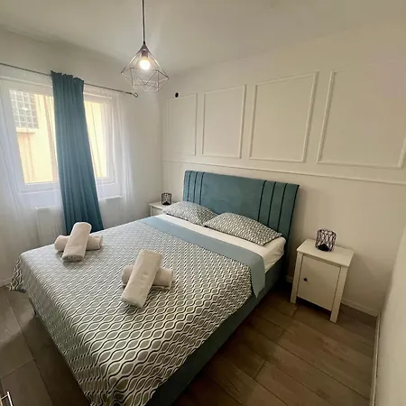 Greta's Self-check In ザダル