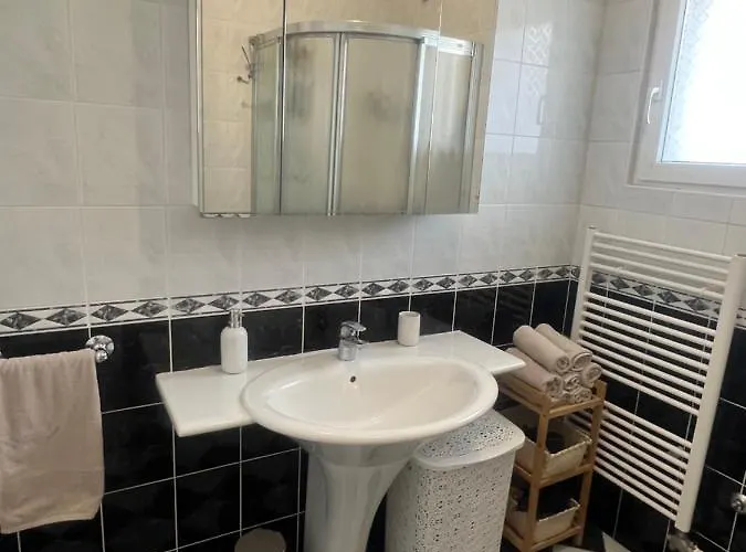 דירה Greta's Self-check In *