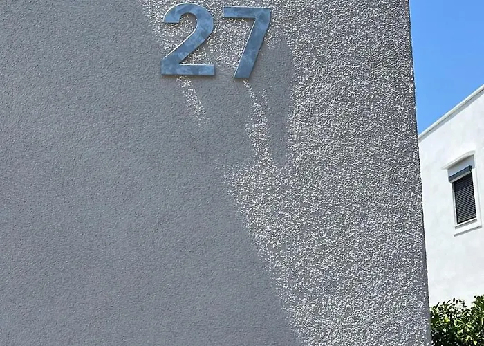 Greta's Self-check In דירה