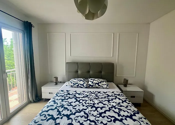 Greta's Self-check In * Zadar