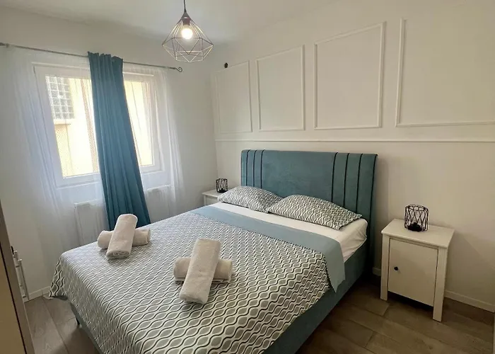 Greta's Self-check In